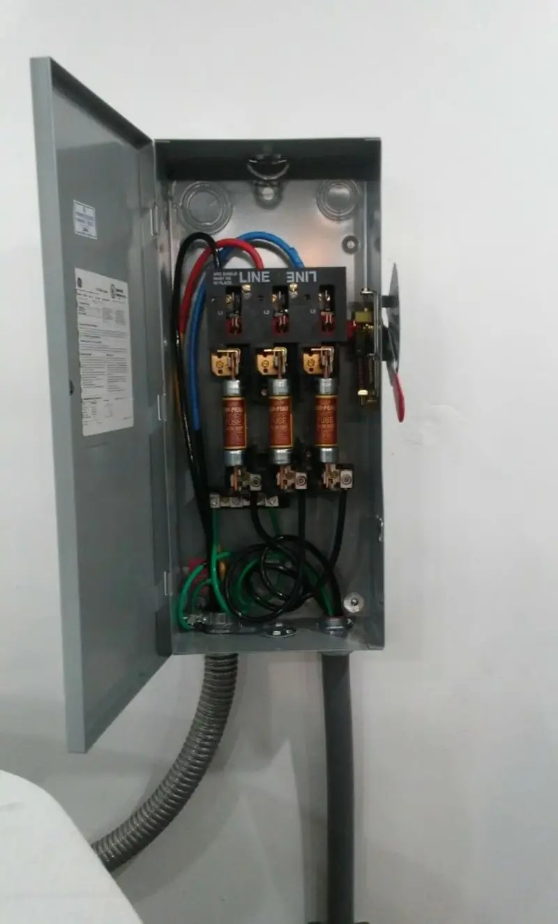Three-phase disconnect switch installed for Electrical Wiring & Rewiring in Georgia